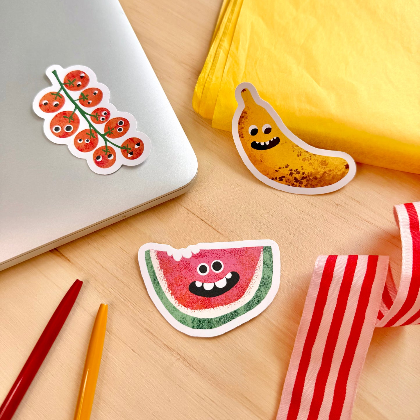 Tomato Vinyl Sticker | Decorative 6cm Decal